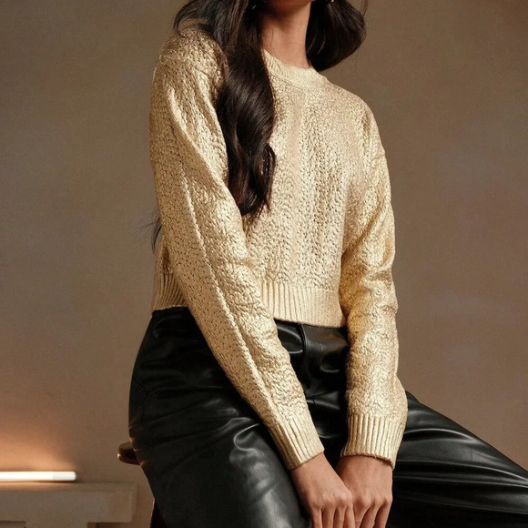 Gold Casual Women's Spray Coated Crew Neck Long Sleeve Minimalist Sweater - Picture 7 of 9